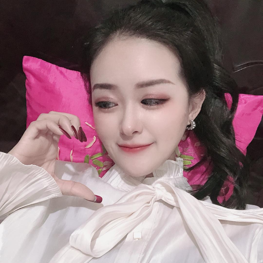 小青青🌈