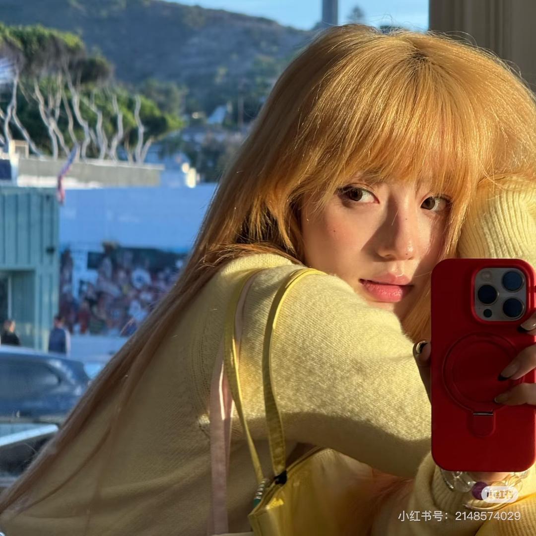 爱拉屎的佳佳酱