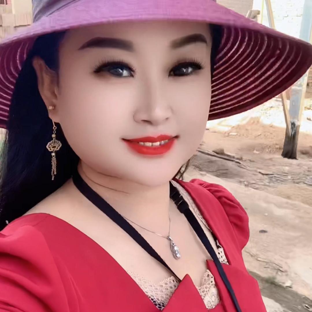 万荣慧丽军乐团
