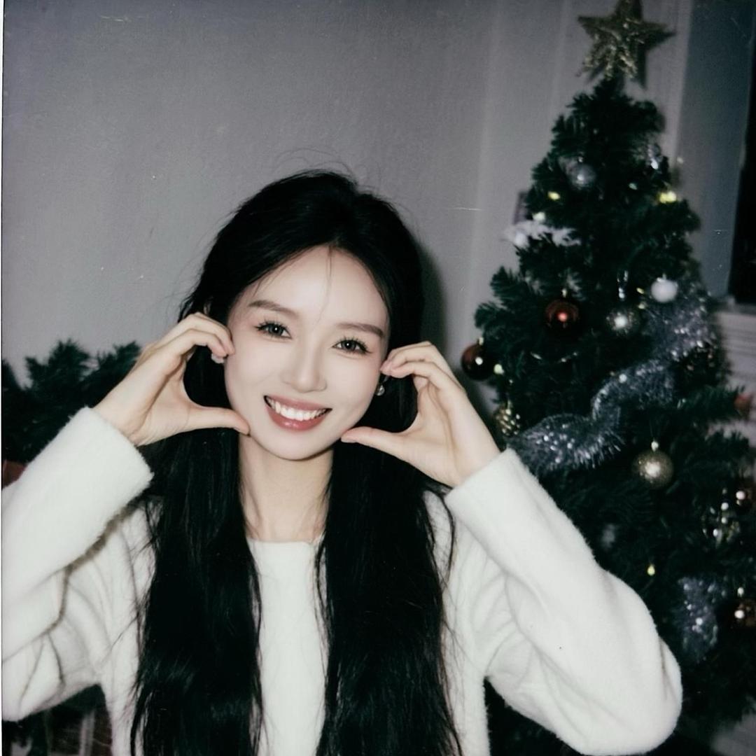 绳飞畅畅爱跳绳