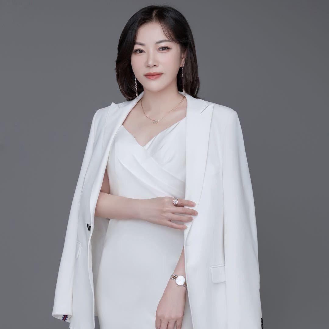 莹洁