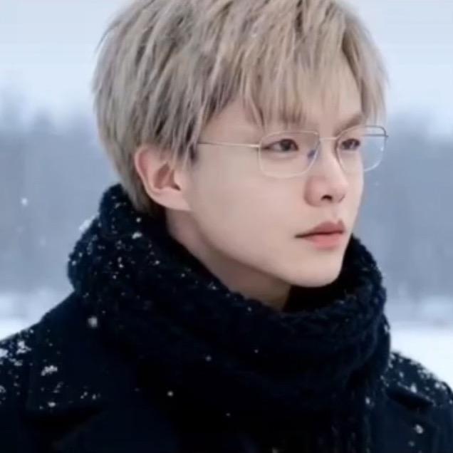 转身ꦿ꯭এ。一世ﻬ°꯭ 别碰我心💌