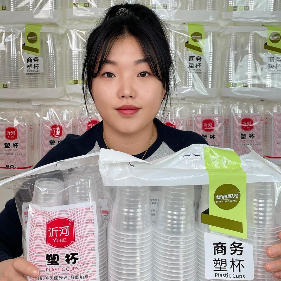 一次性用品批发工厂