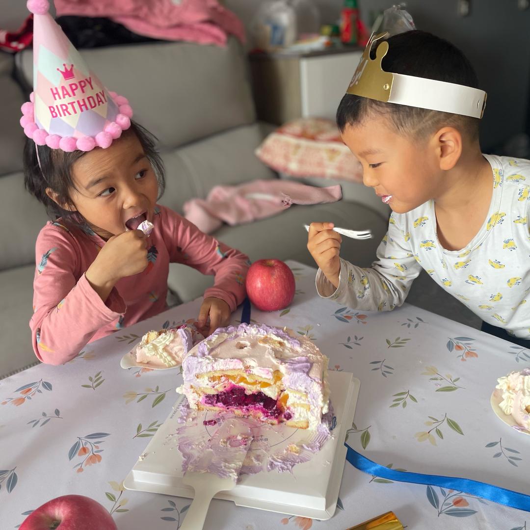 语揍无敌小多多