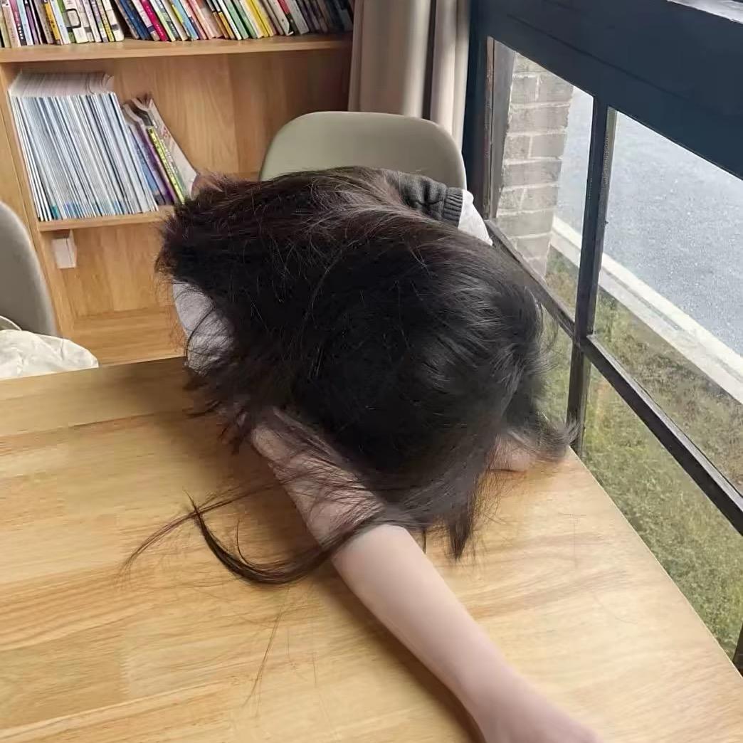 Y..