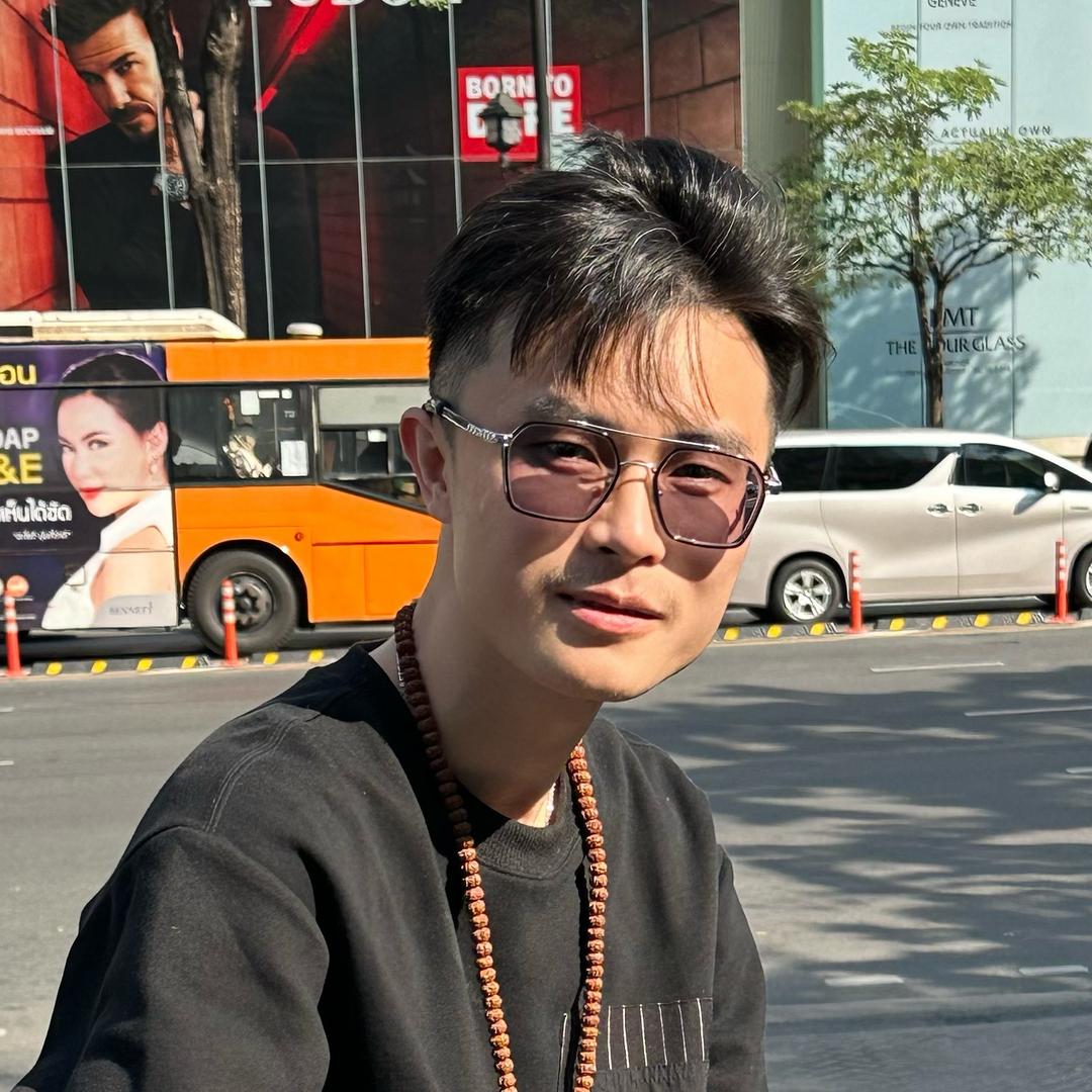 丘少