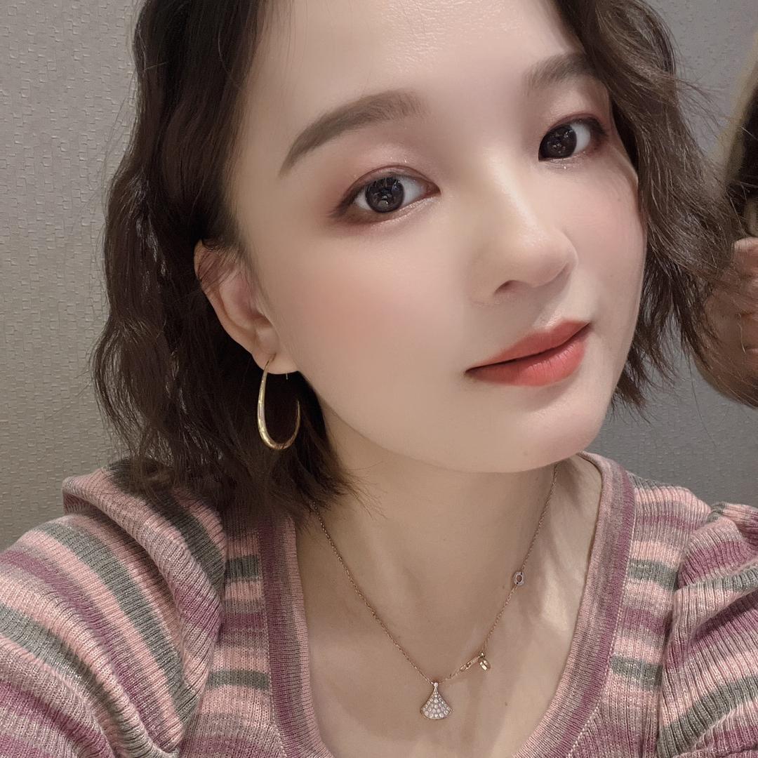 色彩搭配师miss陈