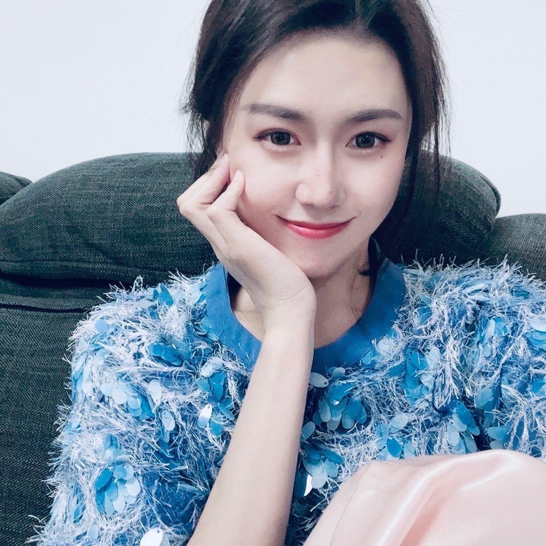 吴小姐的穿戴甲二号