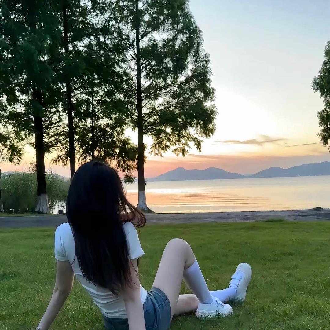 静静💋