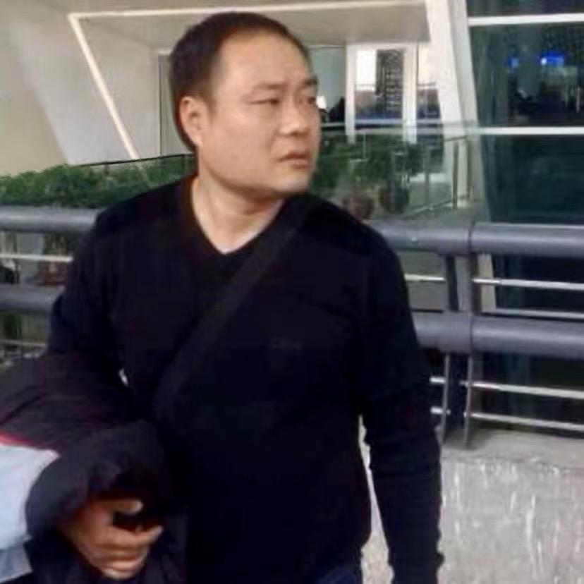 吴观锋 富冈