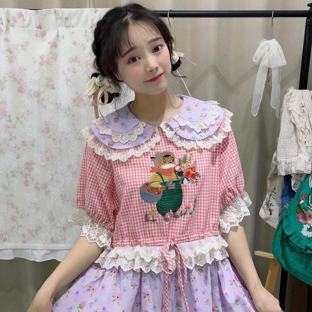 松子森女系服饰经营店