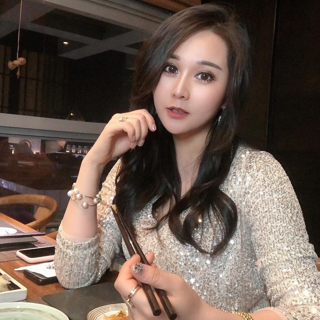 伊佳美鞋服