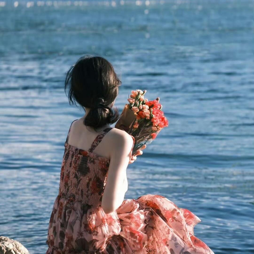 刘小肥精品女装（园润清清专用）