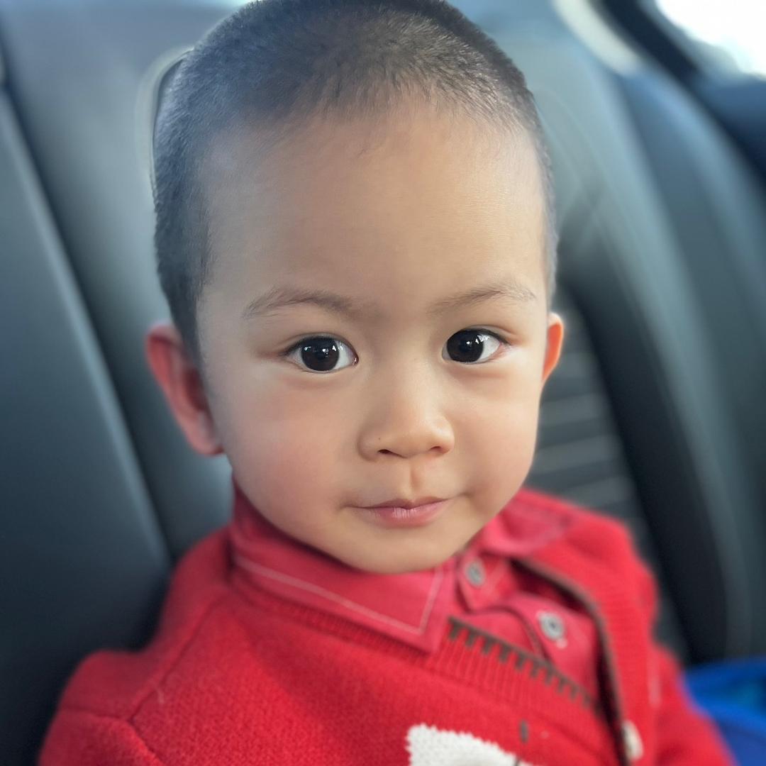 小丞丞