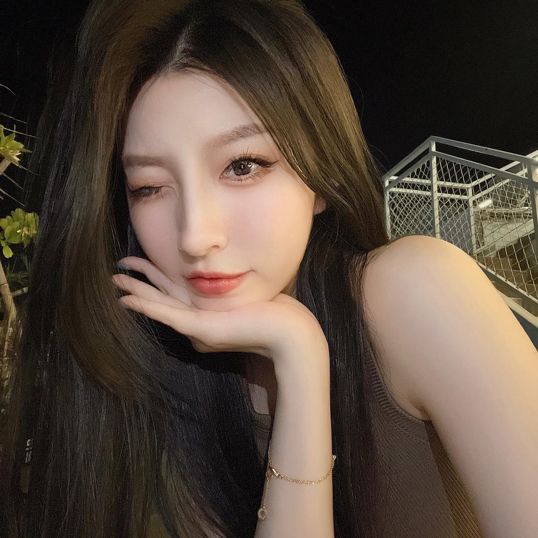Xueiii