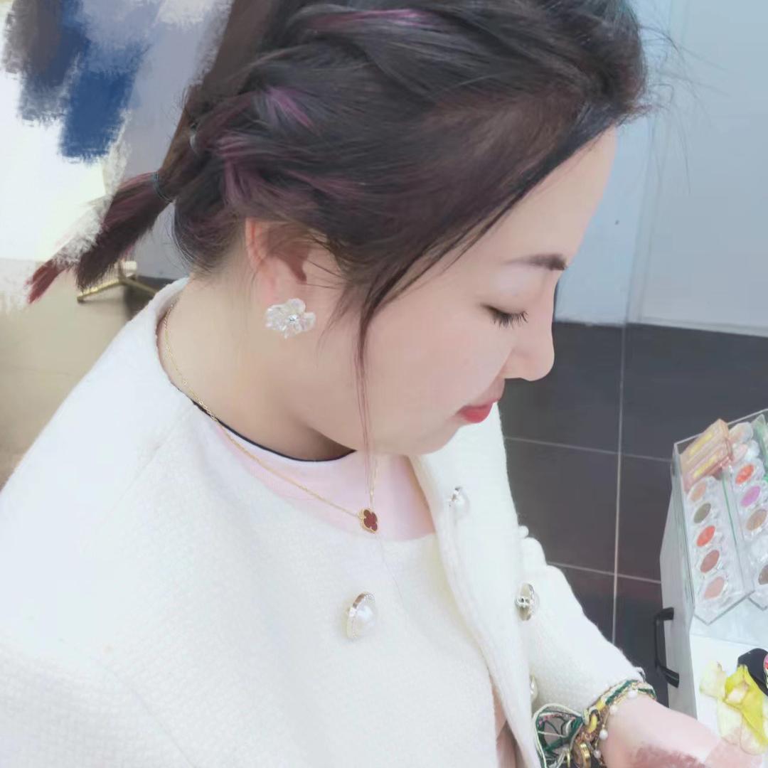 慕容闍俪RF🌈🐰💄🦄
