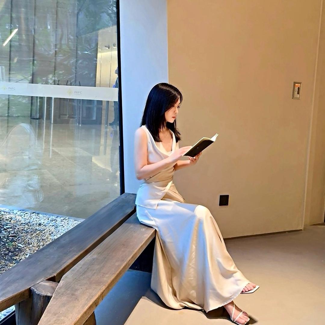 黄知夏