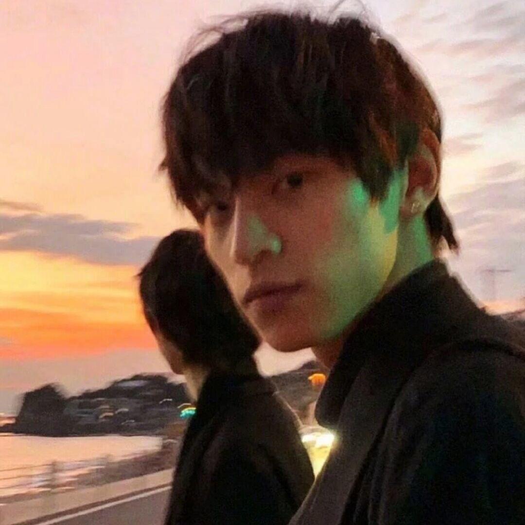 爱吃板面加肠加🥚