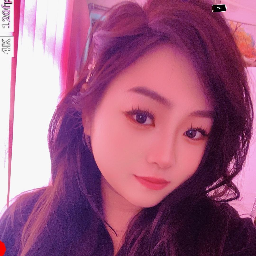 广平卖小龙虾的小姐姐（嘎嘎好吃）