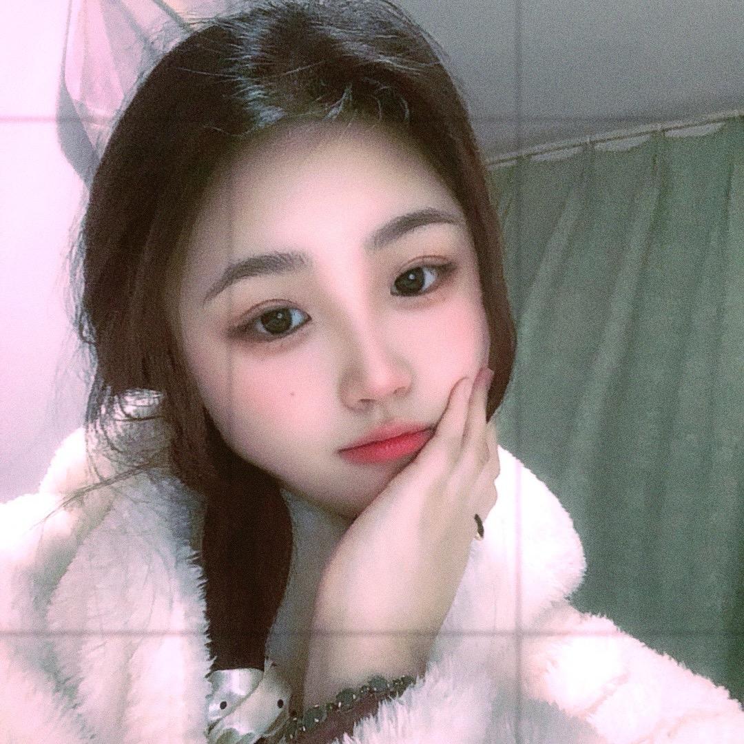 杏信公举爱困🍓困