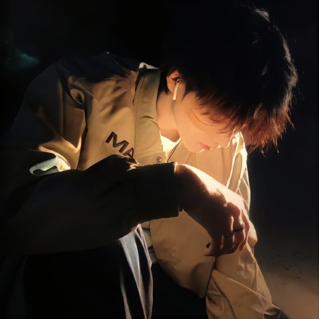 隔岸   观火