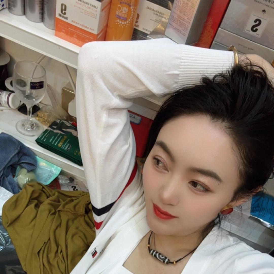 城中臧家女孩服装店