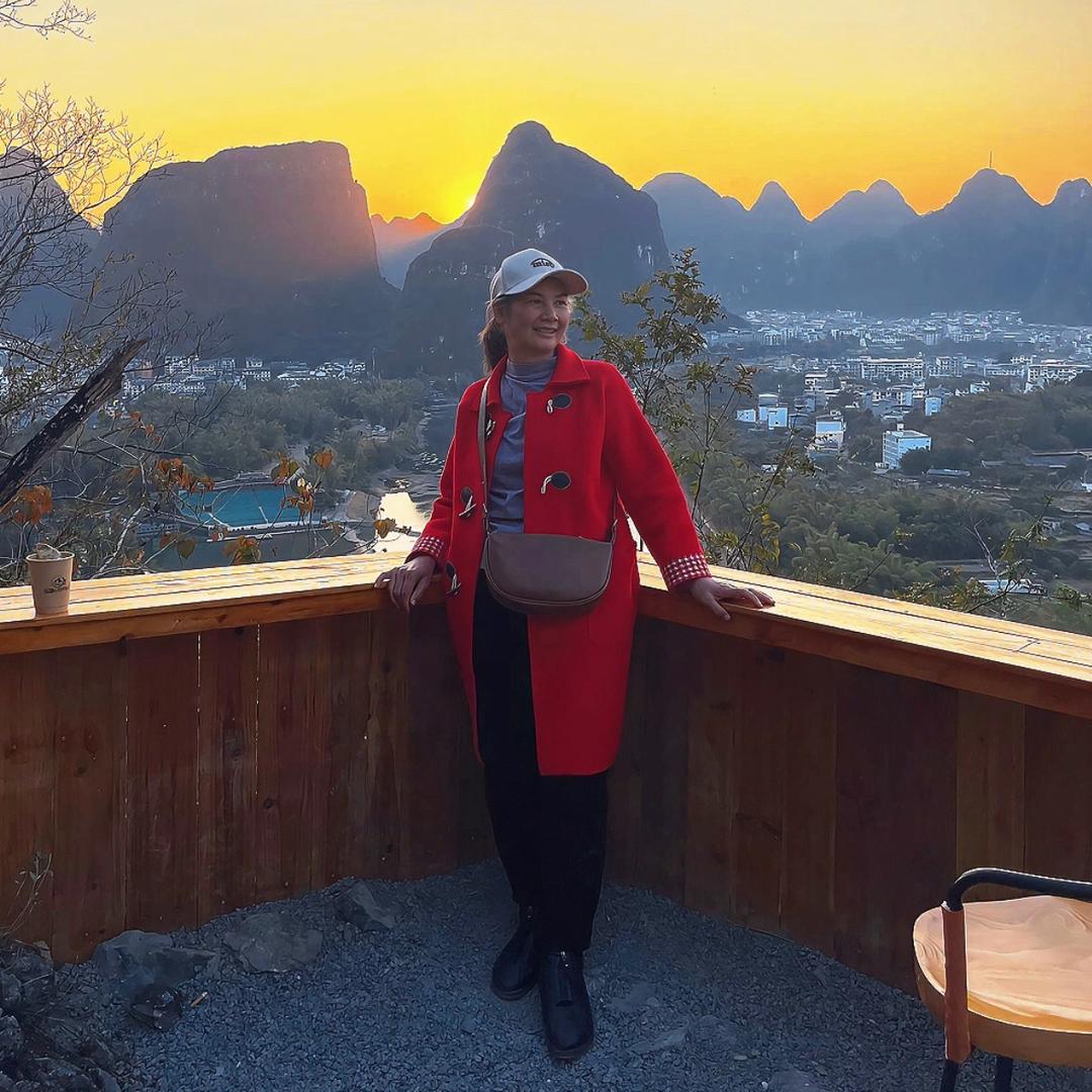 阳朔旅游芳姐