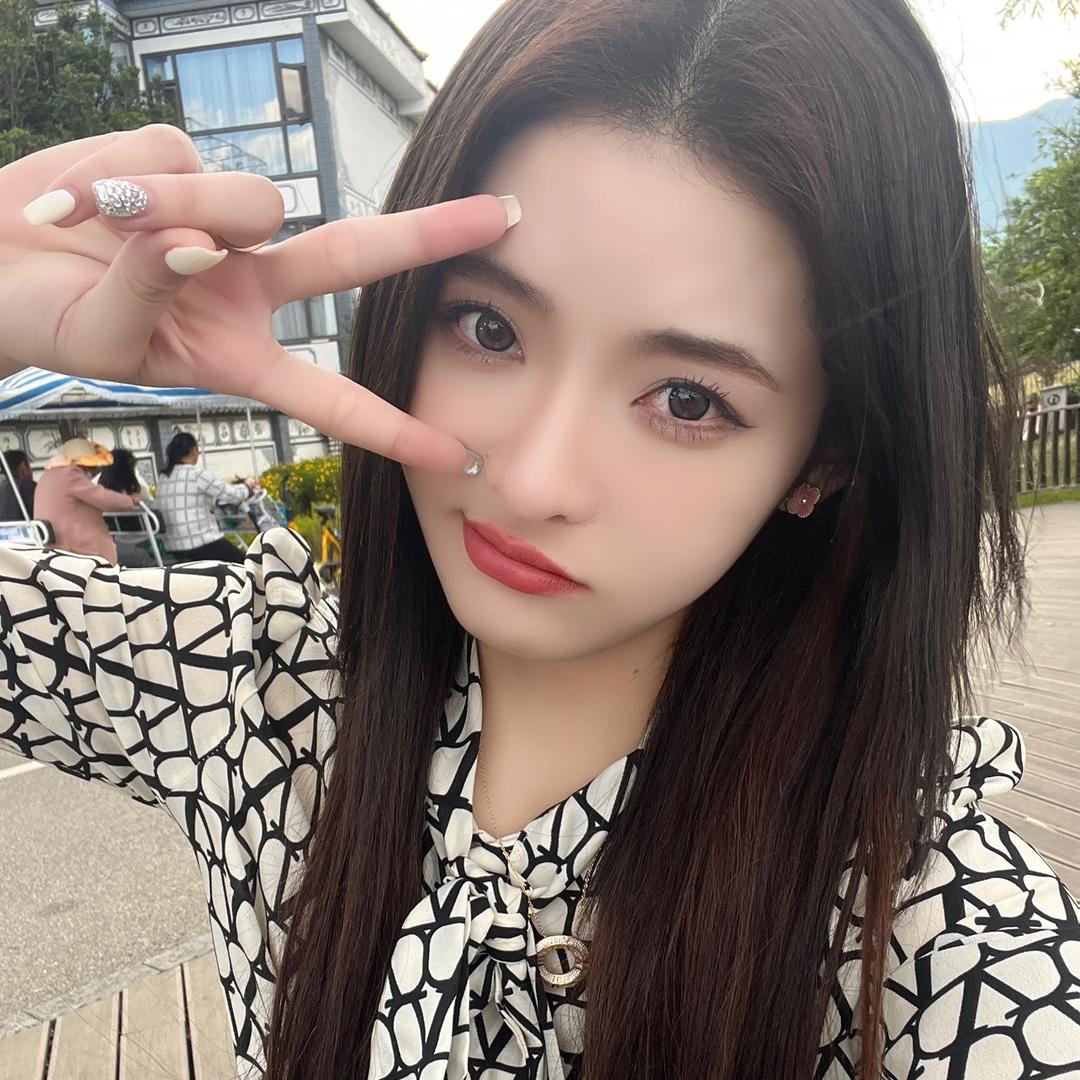 白月光👩‍🎤