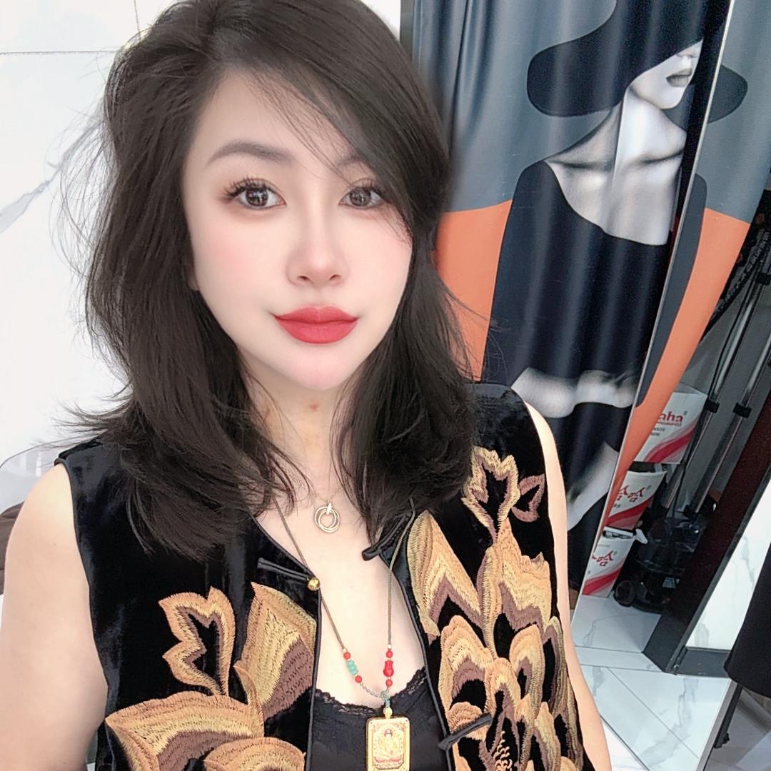 大连楠楠服饰