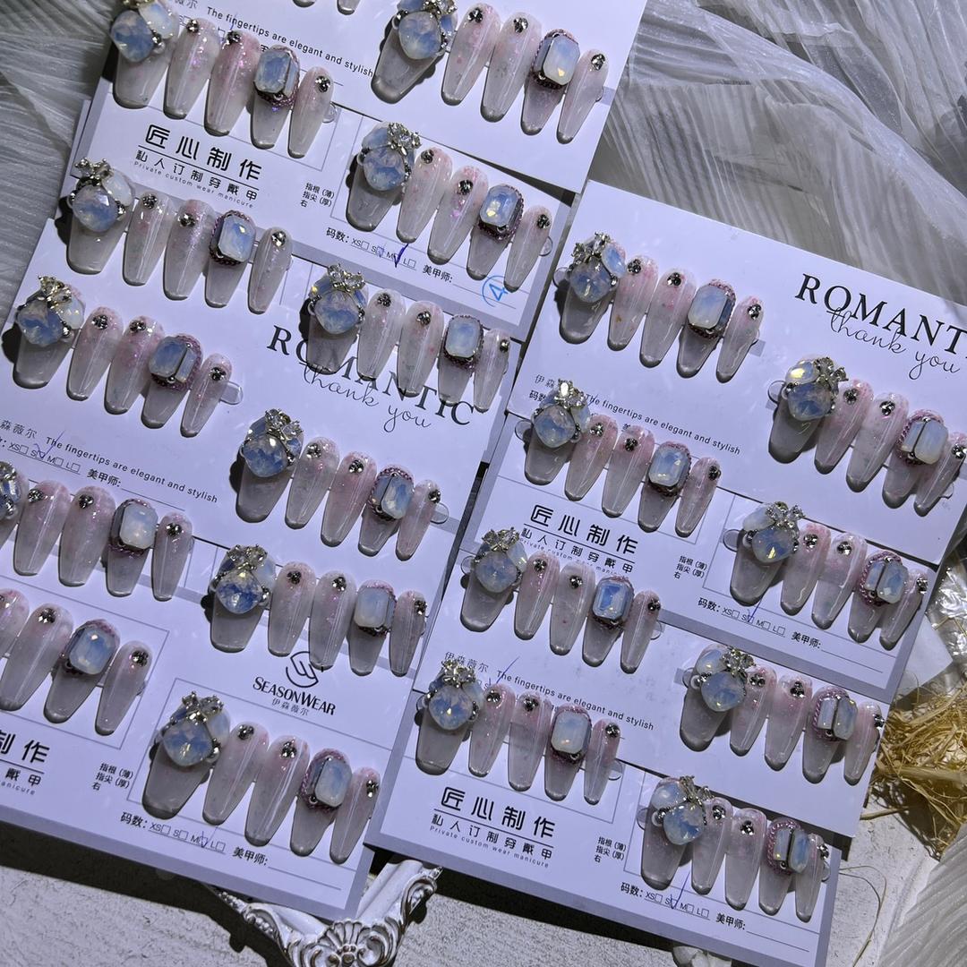 美甲卡卡君严选美业