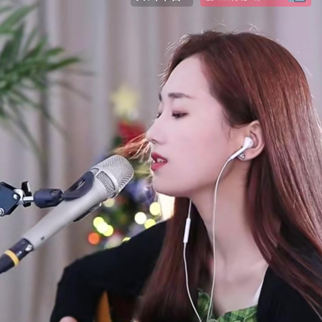🎸培小贝🎤