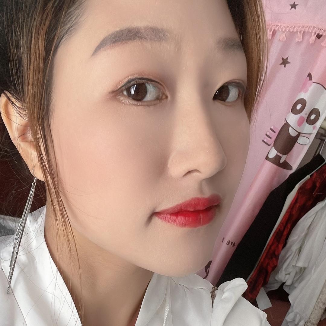 @躲在角落舔伤@