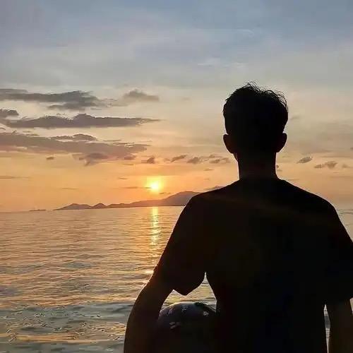 柄臻_波波