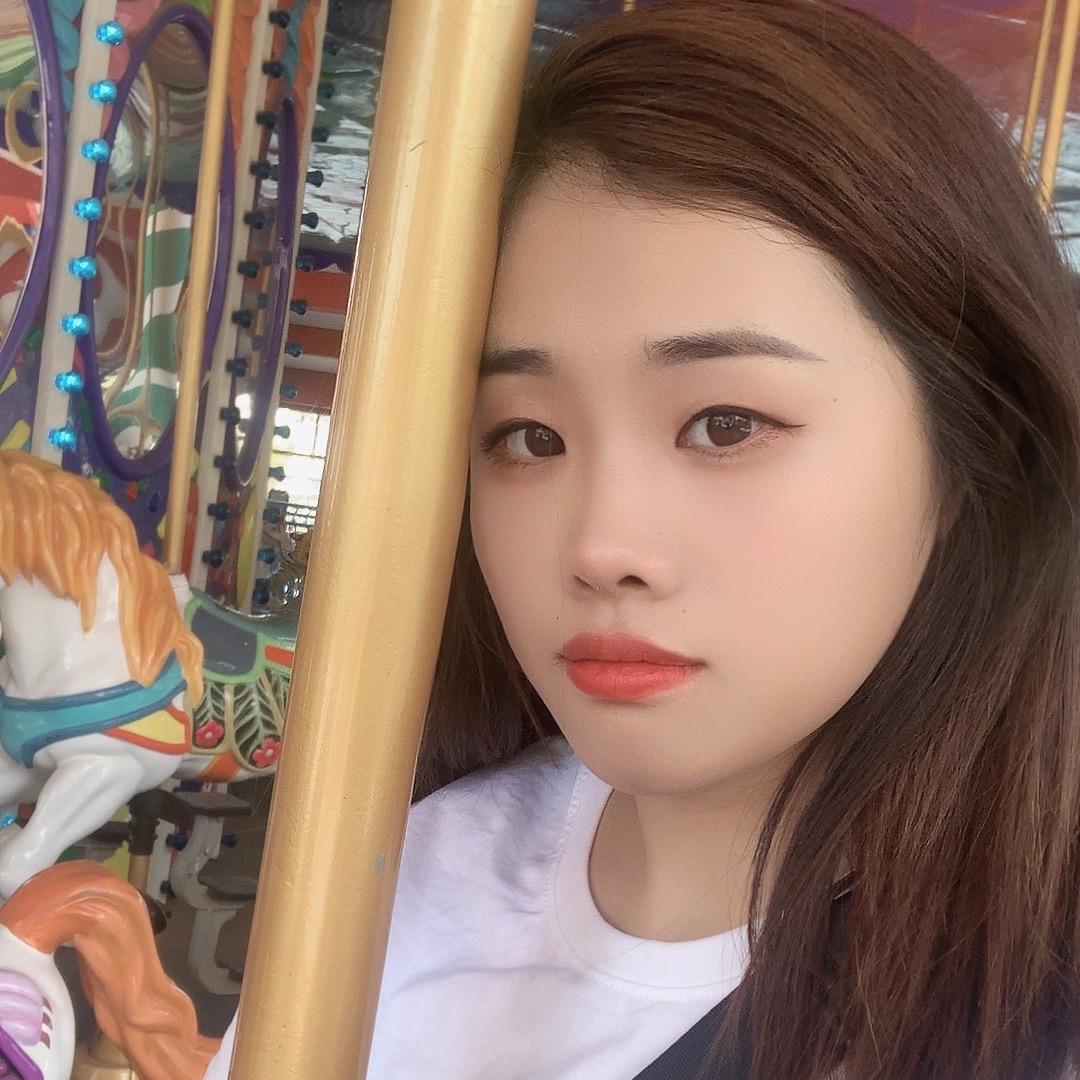 油了吧唧（穆穆）