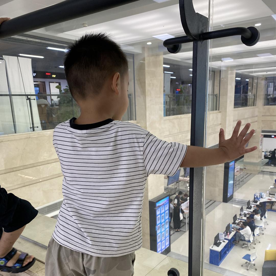 鹏新铁艺