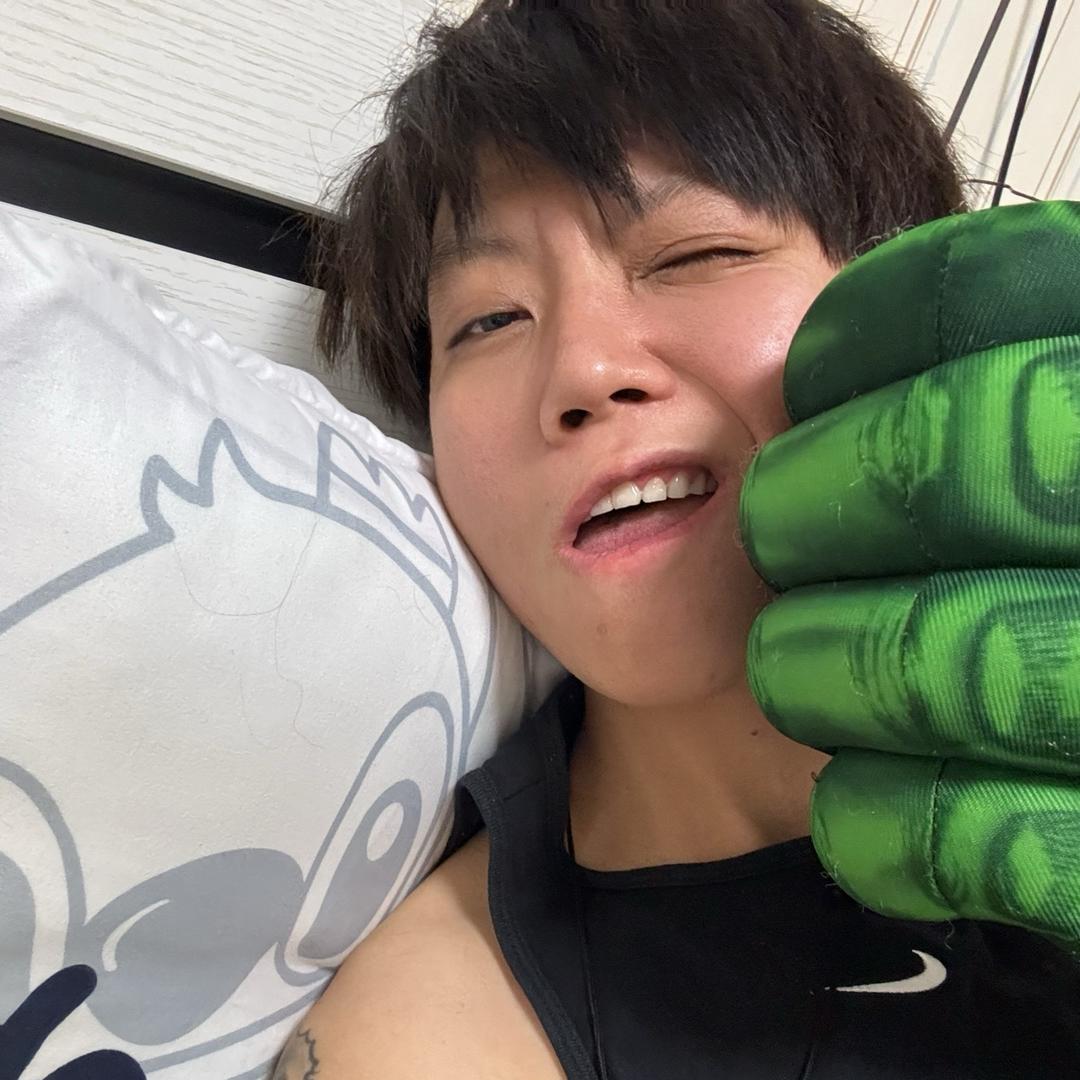 燃动时代游泳健身 荣教