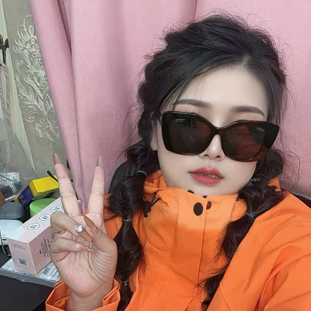 小英🔥🔥