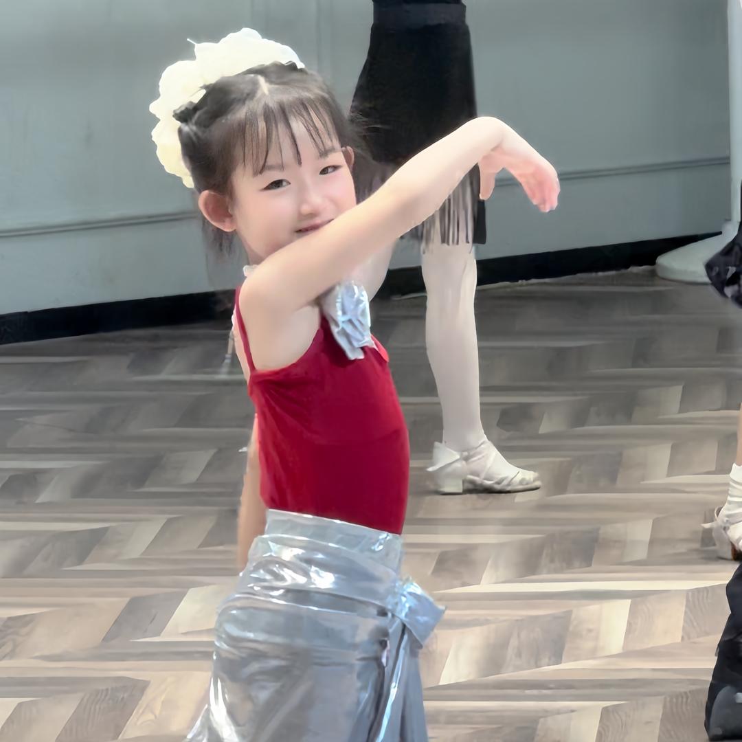 王小熙Daisy