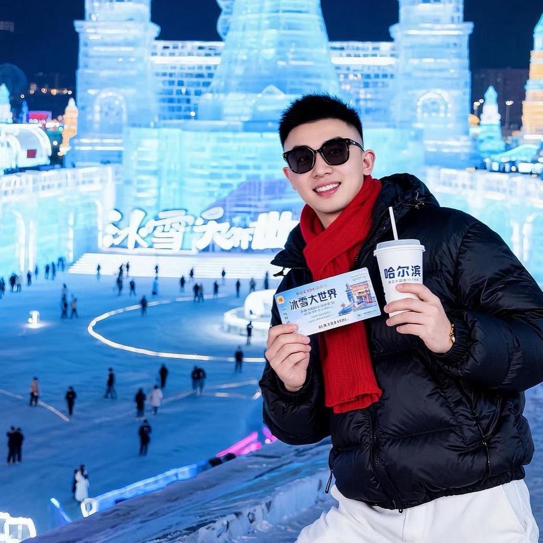 把酒吧干好的向先生