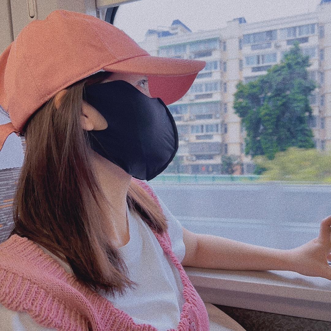 佳佳子-