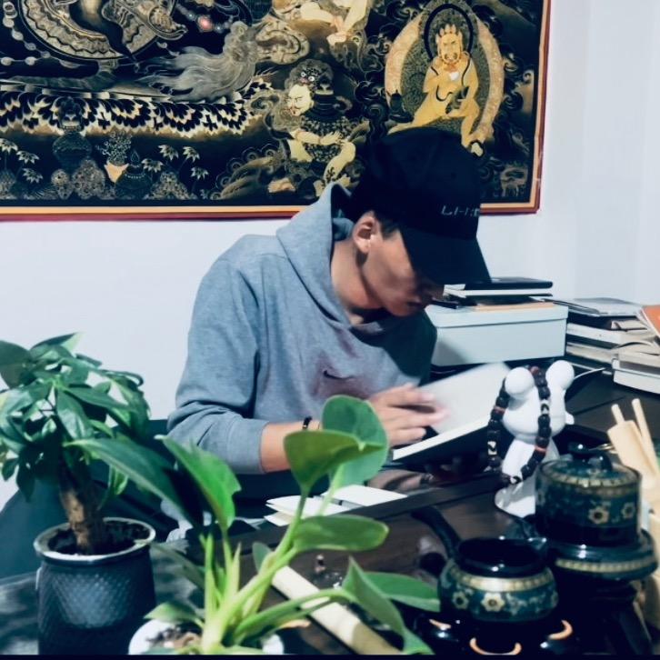 亚丁元