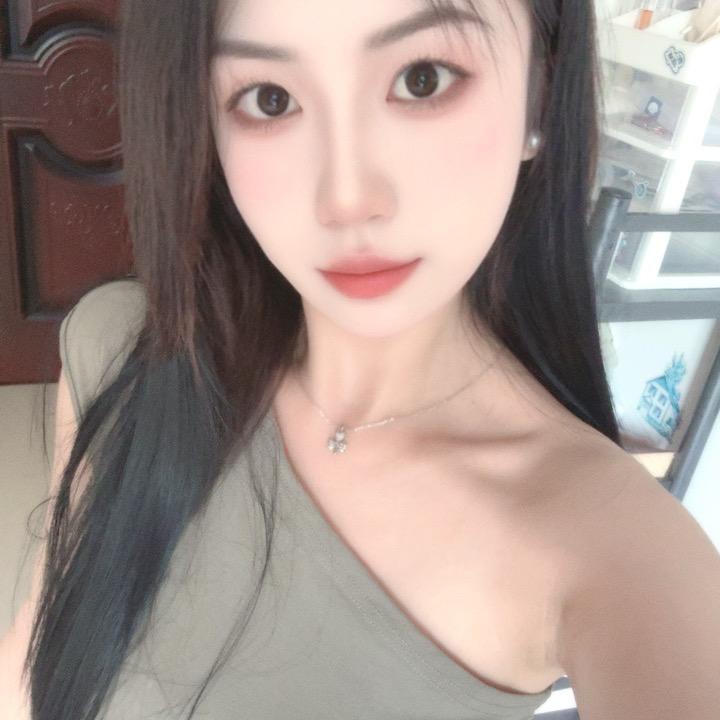 糖糖很甜吖🍬