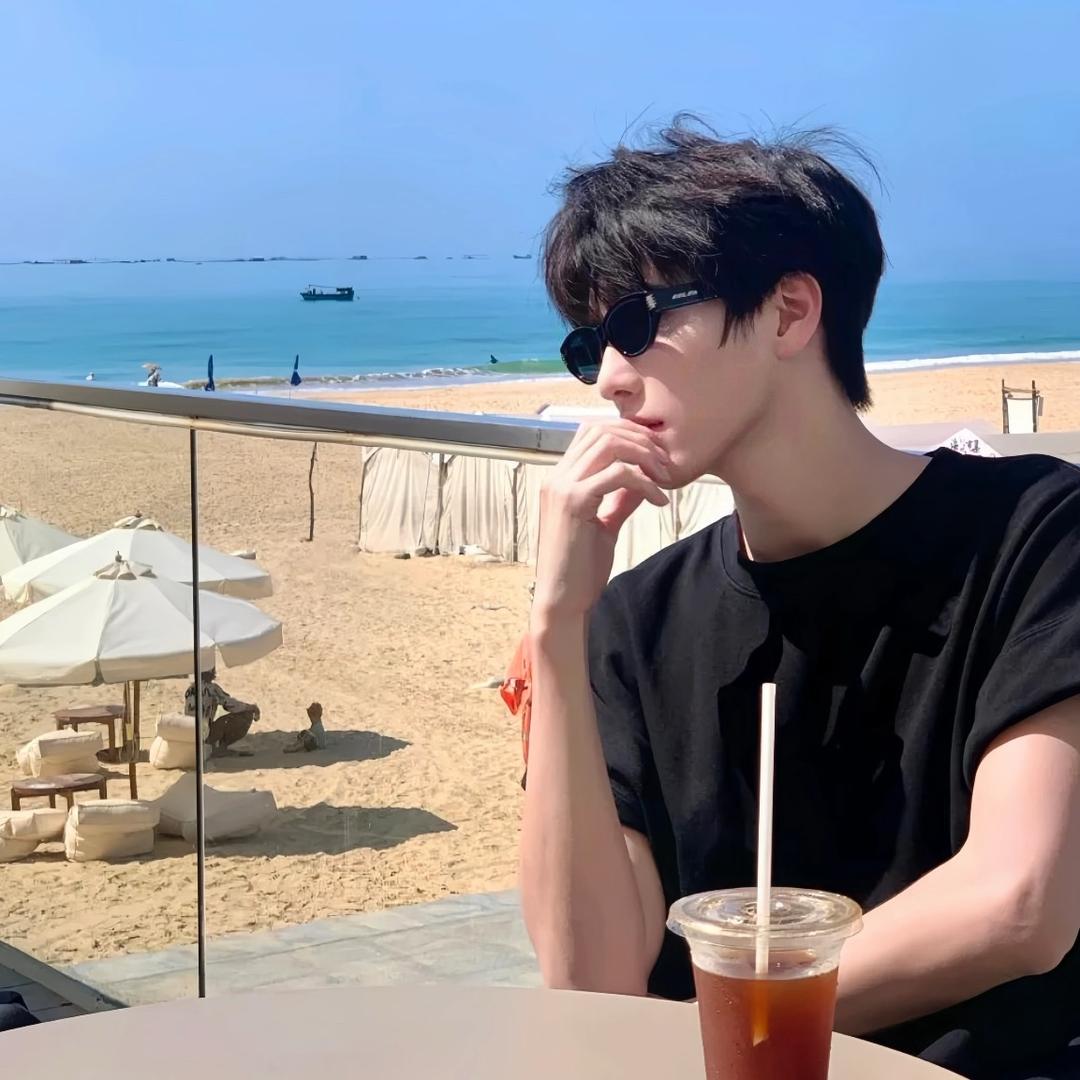 49岁清纯男高中生