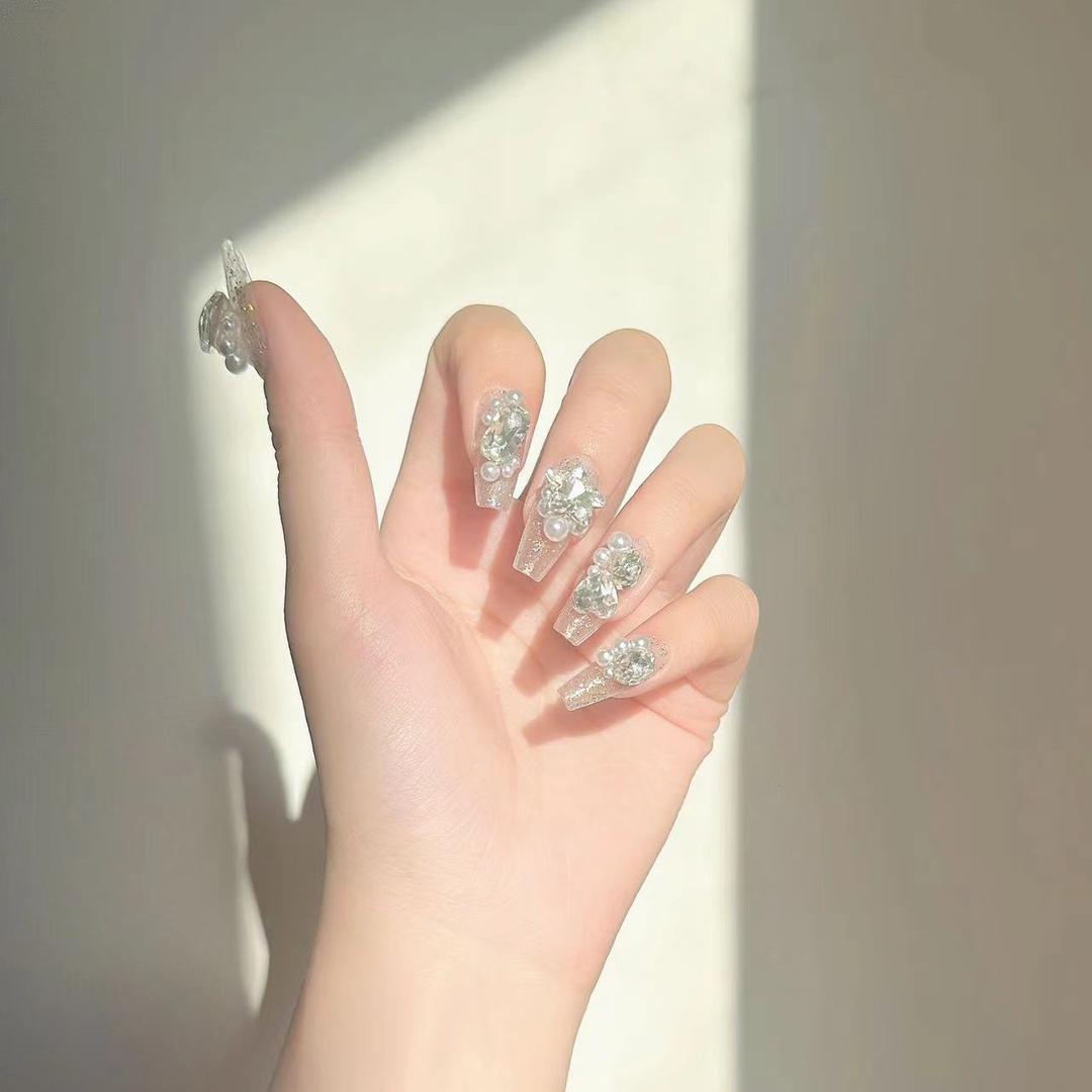 桃花轻奢孤品穿戴甲