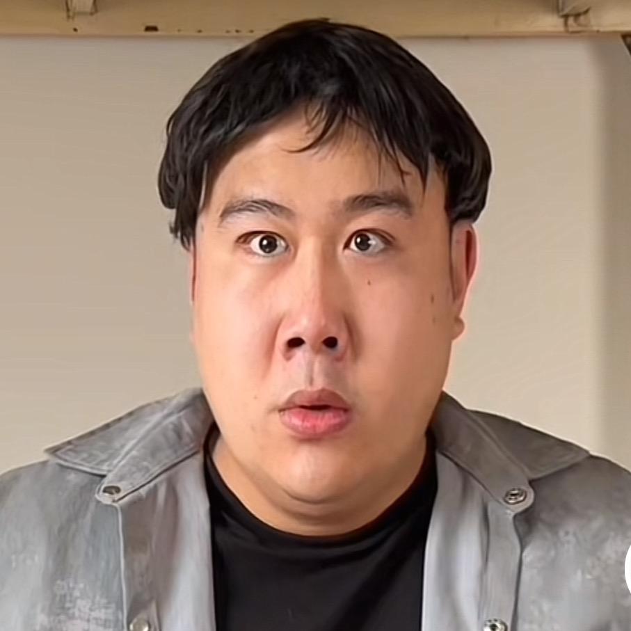 一百多斤的大寿桃.