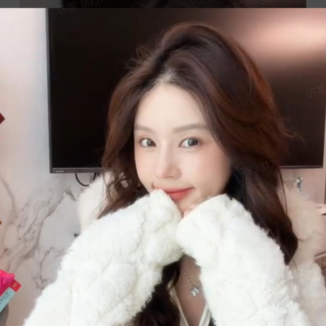 花花。努力中（原创穿搭）