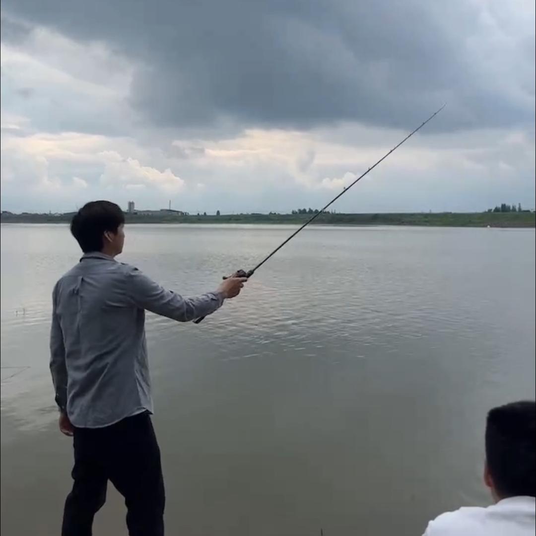 (周)吉吉