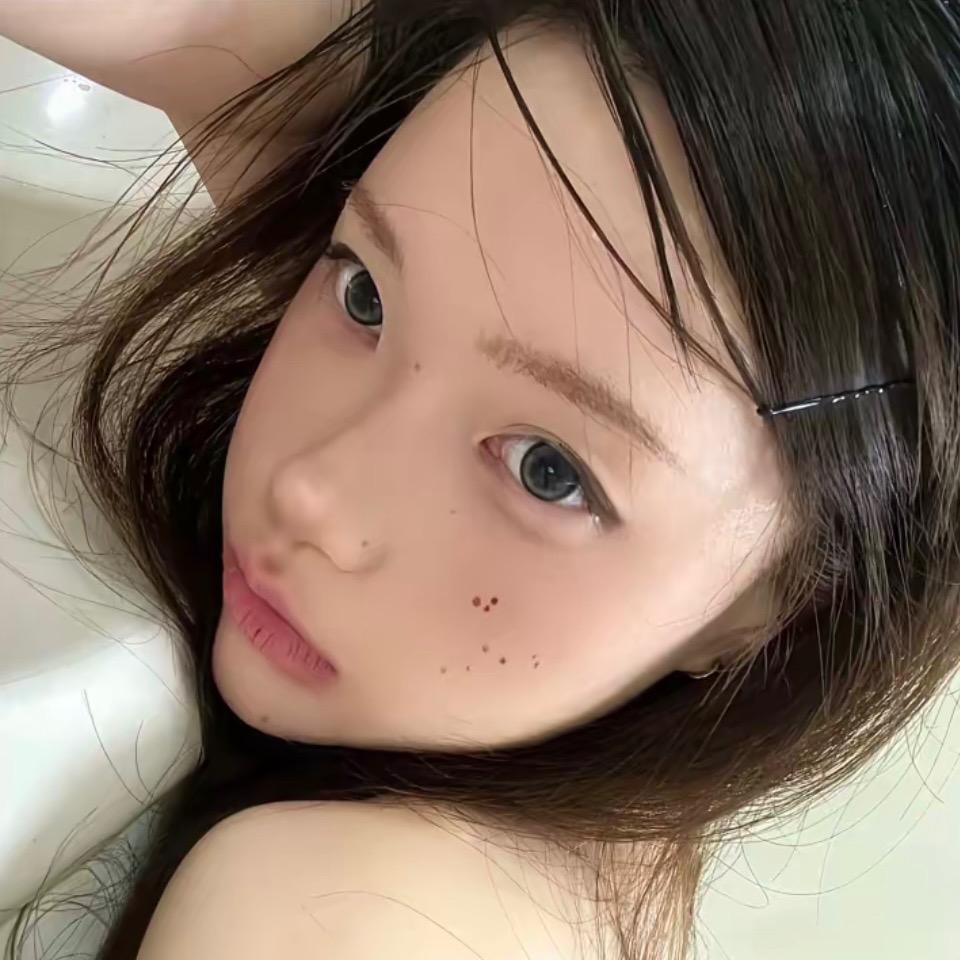 ᶦ