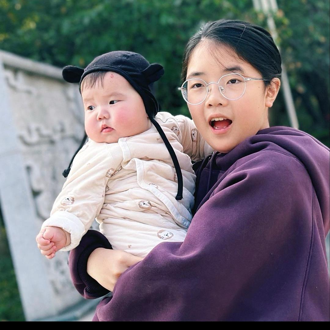 吕钰英