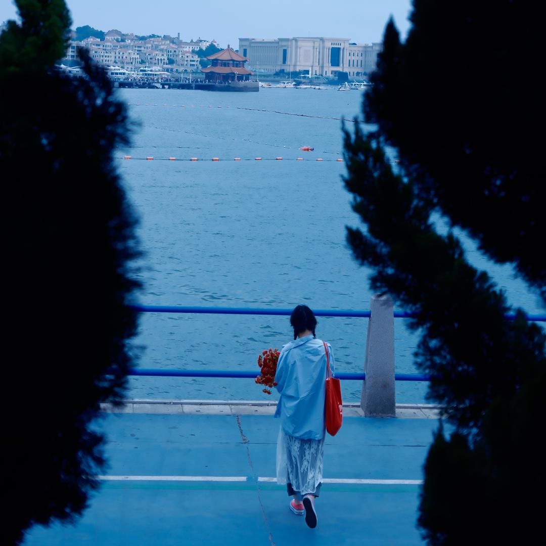 一只奇奇怪怪的迪迦